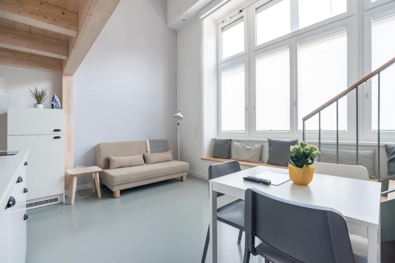 Vorgarten - Central, New And Stylish For Your Comfortable In